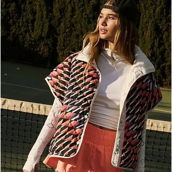 Free People Movement Chill OutPackable Puffer Poncho NWT One Size